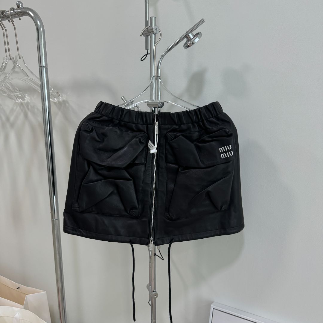 MIUMIU SKIRT STYLE 825